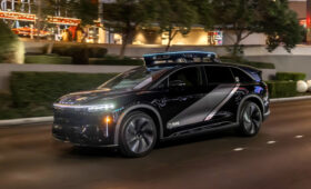 Старая идея, новый подход: Lucid, Nuro и Uber представили роботакси класса люкс