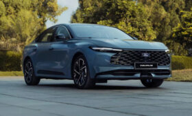 Ford Taurus обновился вслед за седаном Mondeo