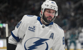 Кучеров – второй после Ягра и Гретцки, Бобровский – в топ-7 лучших вратарей по победам