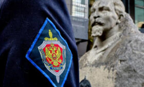 «Болезнь левизны» в русском капитализме: Имя Дзержинского, френч Медведева и вояжи в КНДР не изменят устоявшийся курс власти