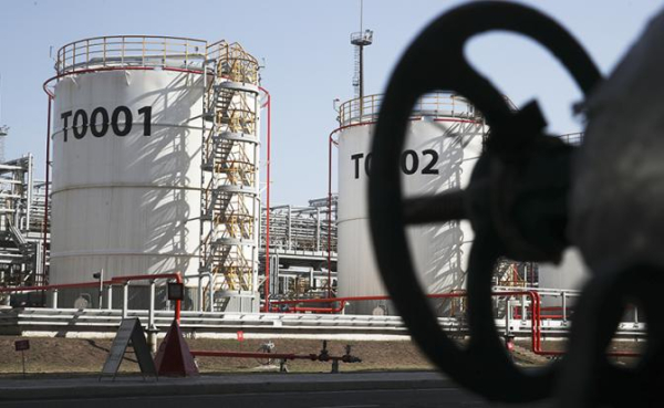 Минфин&nbsp;&mdash; народу: &laquo;Плюс 200 млрд в бюджет с нефтяного рынка позволят нам разве что концы с концами свести&raquo;